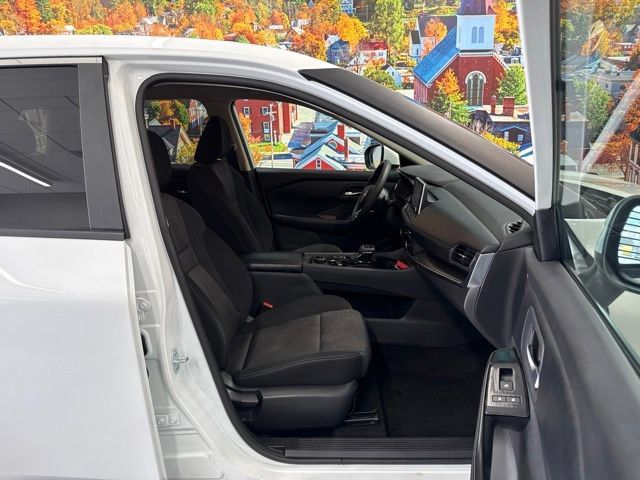 Used 2024 Nissan Rogue SV AWD/4WD image 49