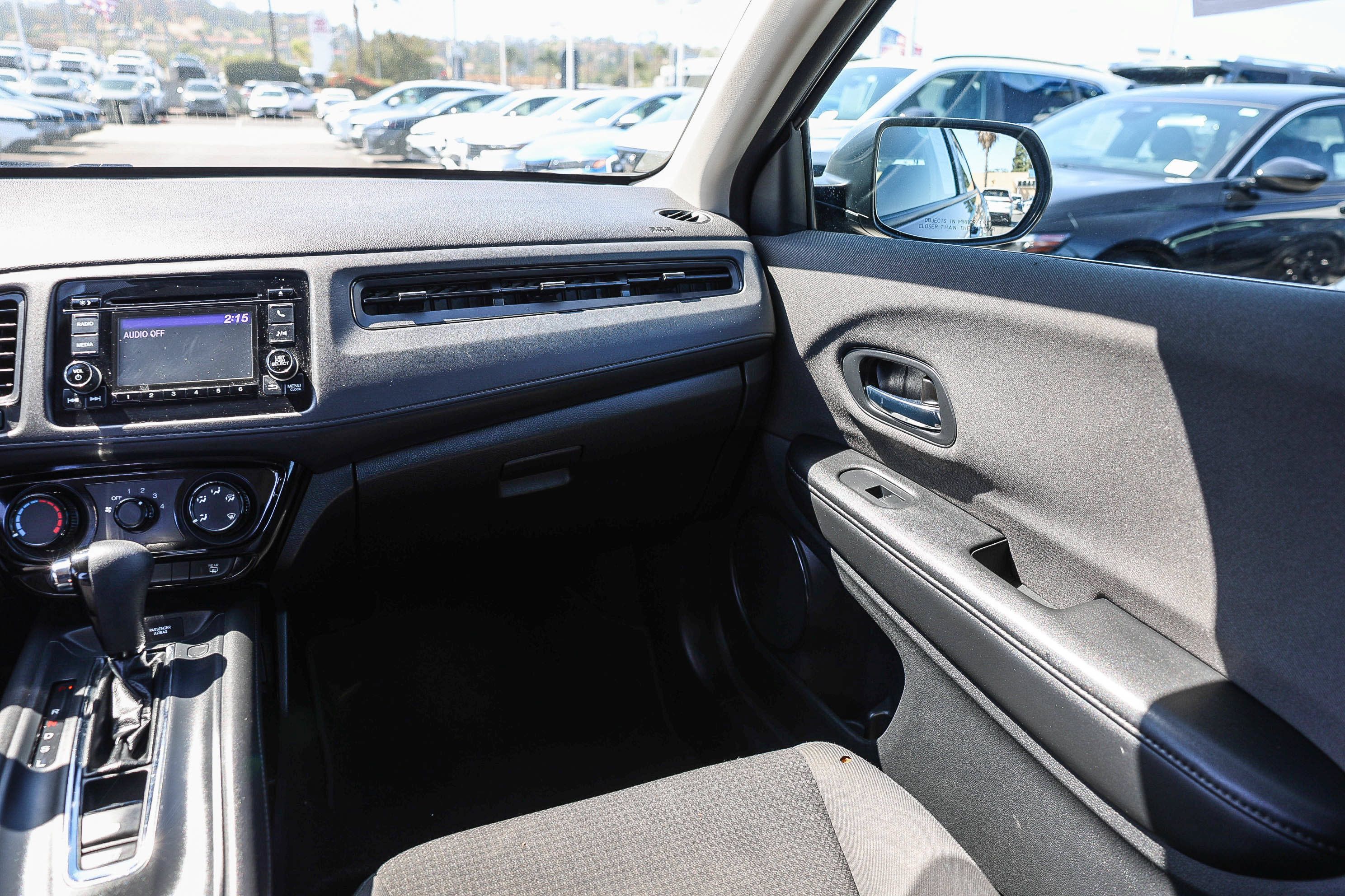 Certified 2020 Honda HR-V LX image 6