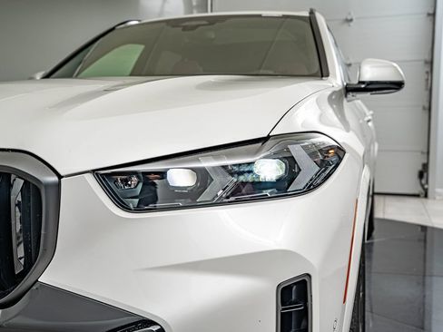 New 2026 BMW X5 xDrive50e w/ M Sport Package AWD/4WD image 13