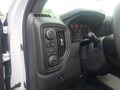 New 2026 Chevrolet Silverado 1500 W/T w/ WT Value Package AWD/4WD image 16