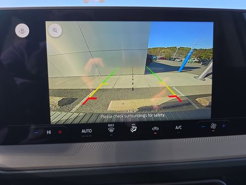 New 2025 Ford Maverick XL image 28