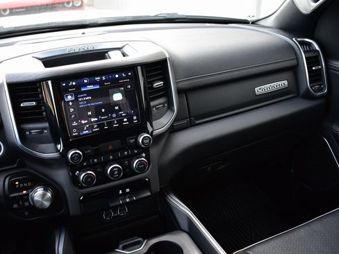 Used 2023 RAM 1500 Laramie image 31