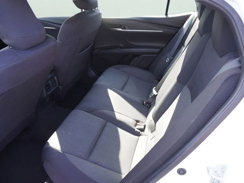 Used 2025 Toyota Camry LE image 11