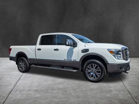 Used 2019 Nissan Titan Platinum Reserve w/ Platinum Utility Package AWD/4WD image 2