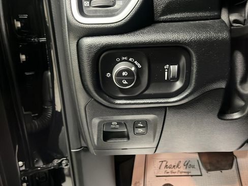 Used 2022 RAM 1500 Big Horn image 15