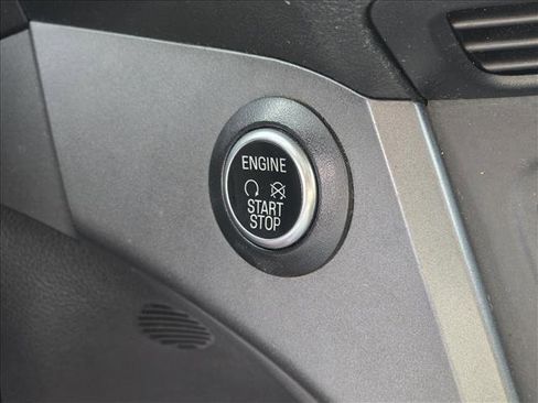 Used 2019 Ford Escape SEL image 19