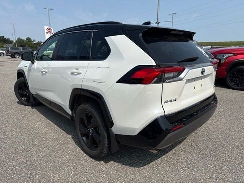 Used 2019 Toyota RAV4 XSE AWD/4WD image 3