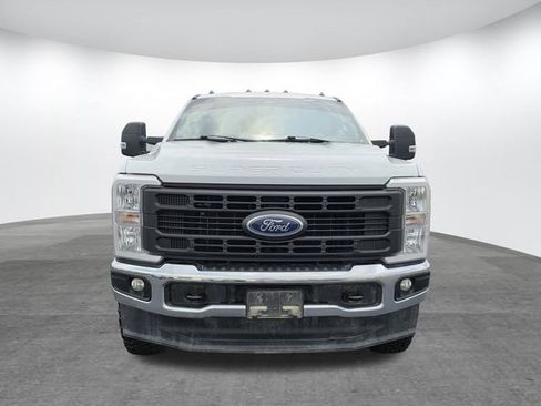 Used 2024 Ford F250 XL w/ XL Chrome Package AWD/4WD image 2