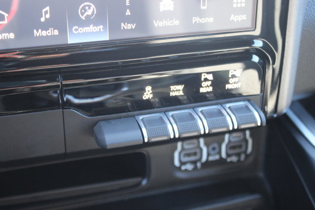 Used 2024 RAM 1500 Big Horn RWD image 9