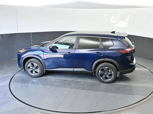 Used 2026 Nissan Rogue SV FWD image 51