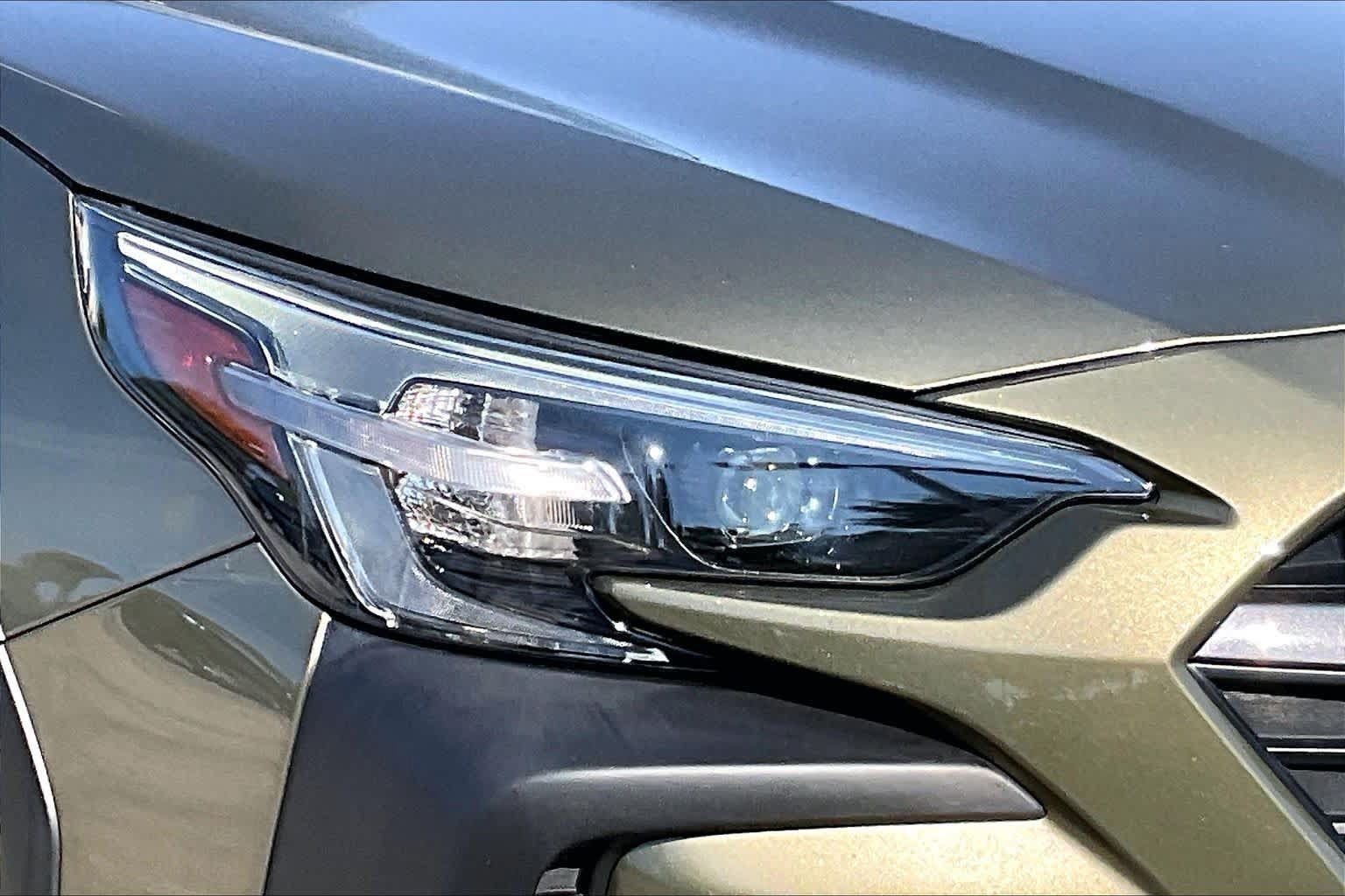 Used 2024 Subaru Outback Touring XT AWD/4WD image 26