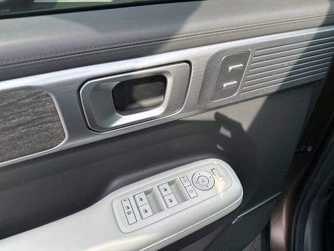Used 2024 Hyundai Santa Fe Calligraphy FWD image 15