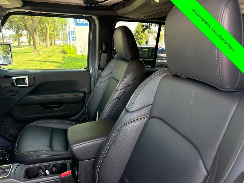 Used 2026 Jeep Wrangler Unlimited Sahara AWD/4WD image 44