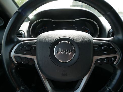 Used 2020 Jeep Grand Cherokee High Altitude AWD/4WD image 25