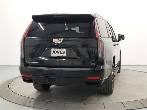 Used 2023 Cadillac Escalade Sport image 6