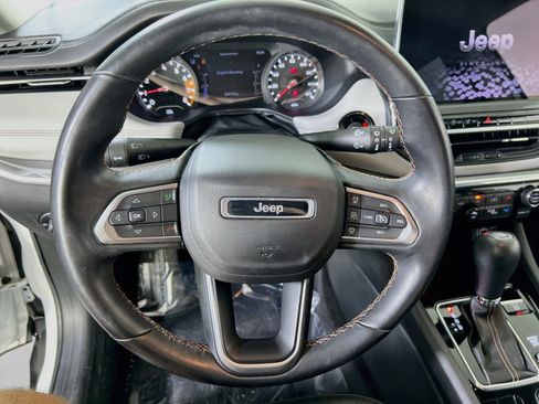 Used 2022 Jeep Compass Limited AWD/4WD image 11
