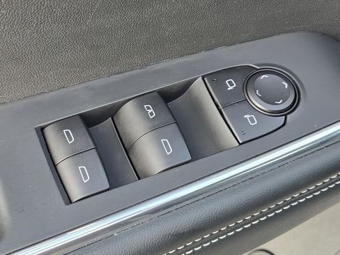 Certified 2025 GMC Acadia Elevation image 17