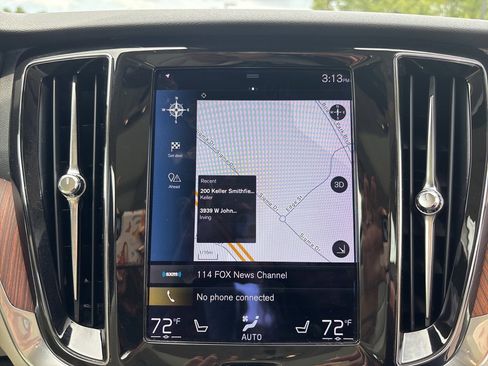 Used 2022 Volvo S60 T8 R-Design Expression w/ Advanced Package image 26