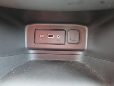 Used 2024 Chevrolet Equinox LT w/ LPO, Floor Liner Package FWD image 14