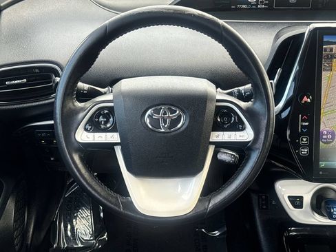 Used 2019 Toyota Prius Prime Advanced FWD image 13