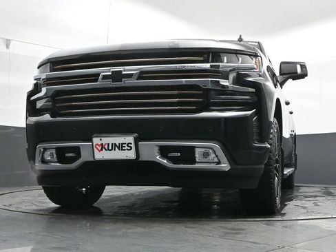 Used 2021 Chevrolet Silverado 1500 High Country image 47