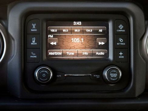 Used 2020 Jeep Wrangler Unlimited Sport S image 21