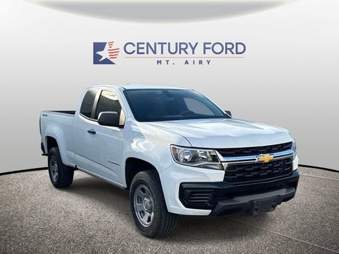 Used 2021 Chevrolet Colorado W/T AWD/4WD image 1
