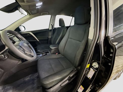 Used 2018 Toyota RAV4 LE w/ All Weather Liner Package image 21