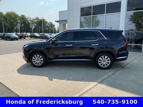 Used 2025 Hyundai Palisade SEL FWD image 3