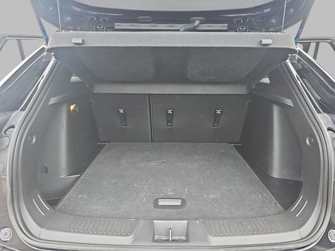 Certified 2024 Chevrolet Trax RS FWD image 15