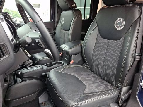 Used 2013 Jeep Wrangler Unlimited Sport AWD/4WD image 15