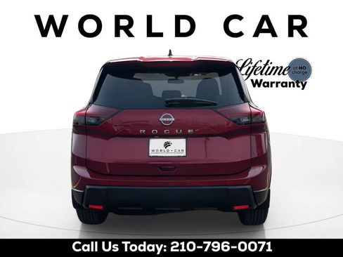 Used 2026 Nissan Rogue S FWD image 4