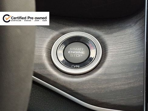 Certified 2023 Jeep Grand Cherokee Limited AWD/4WD image 23