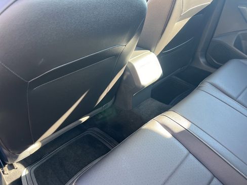 Used 2024 Volkswagen Jetta SE image 29