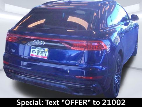 Used 2019 Audi Q8 Prestige AWD/4WD image 3