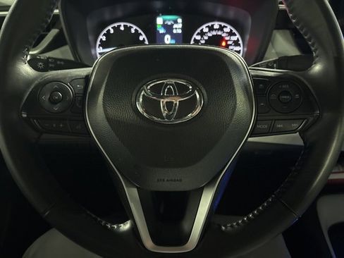 Used 2025 Toyota Corolla SE image 9