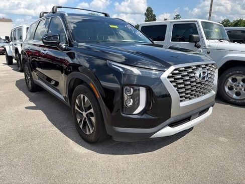 Used 2022 Hyundai Palisade SEL FWD image 3