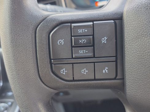 Used 2025 Ford F250 XLT w/ Black Appearance Package image 24