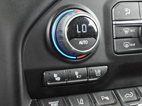 Used 2023 Chevrolet Silverado 3500 High Country AWD/4WD image 39
