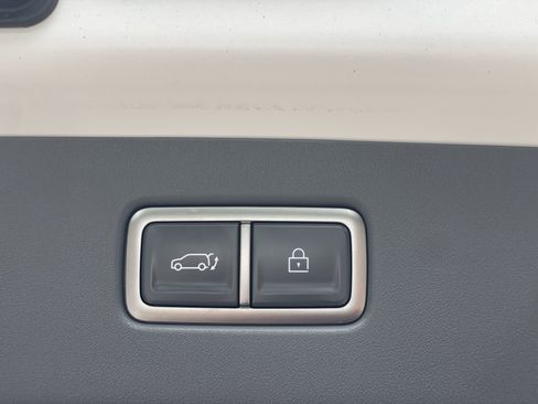 New 2026 Kia EV9 GT-Line image 9