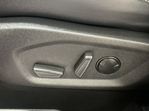 Used 2023 Ford Edge SEL w/ Convenience Package image 23