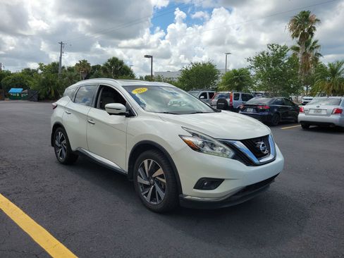 Used 2015 Nissan Murano Platinum w/ Platinum Technology Package FWD image 2