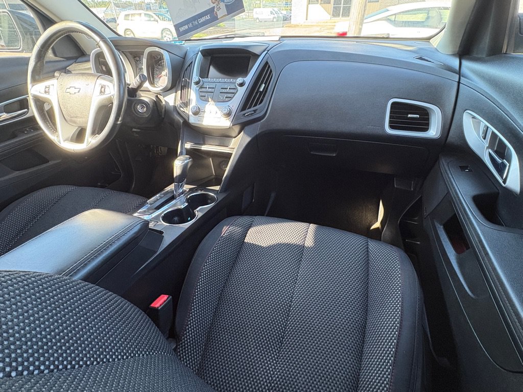 Used 2017 Chevrolet Equinox LT w/ Convenience Package FWD image 17
