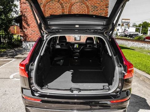 Used 2025 Volvo XC60 T8 Plus w/ Climate Package AWD/4WD image 25