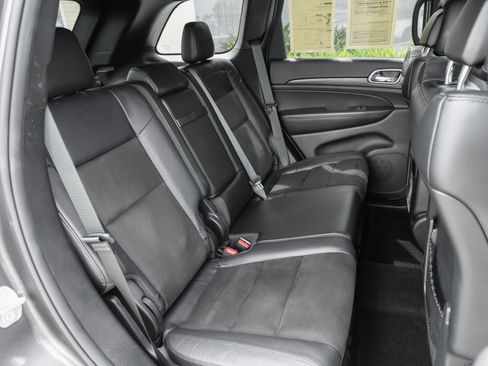 Used 2019 Jeep Grand Cherokee Altitude RWD image 37