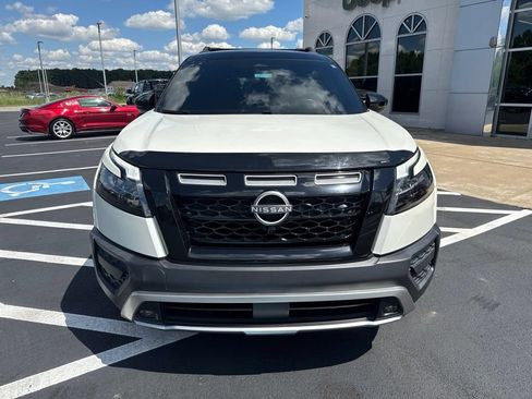 Used 2023 Nissan Pathfinder Rock Creek AWD/4WD image 3