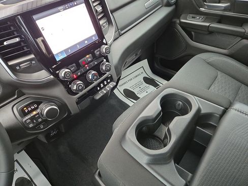 Used 2025 RAM 1500 Big Horn image 25