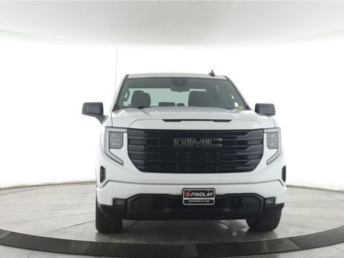 Used 2024 GMC Sierra 1500 Elevation AWD/4WD image 12