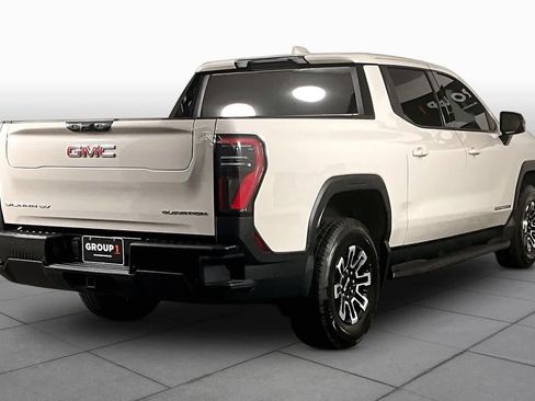 Used 2026 GMC Sierra EV Elevation AWD/4WD image 12