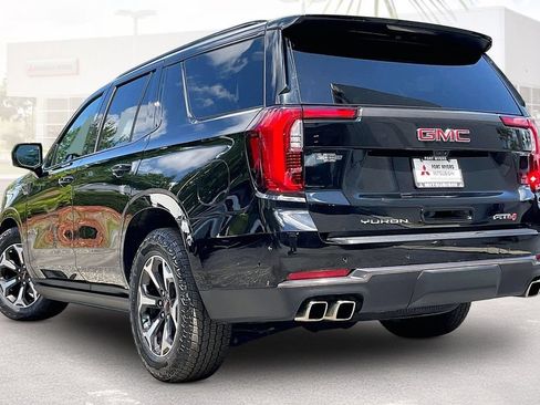 Used 2025 GMC Yukon AT4 Ultimate AWD/4WD image 31